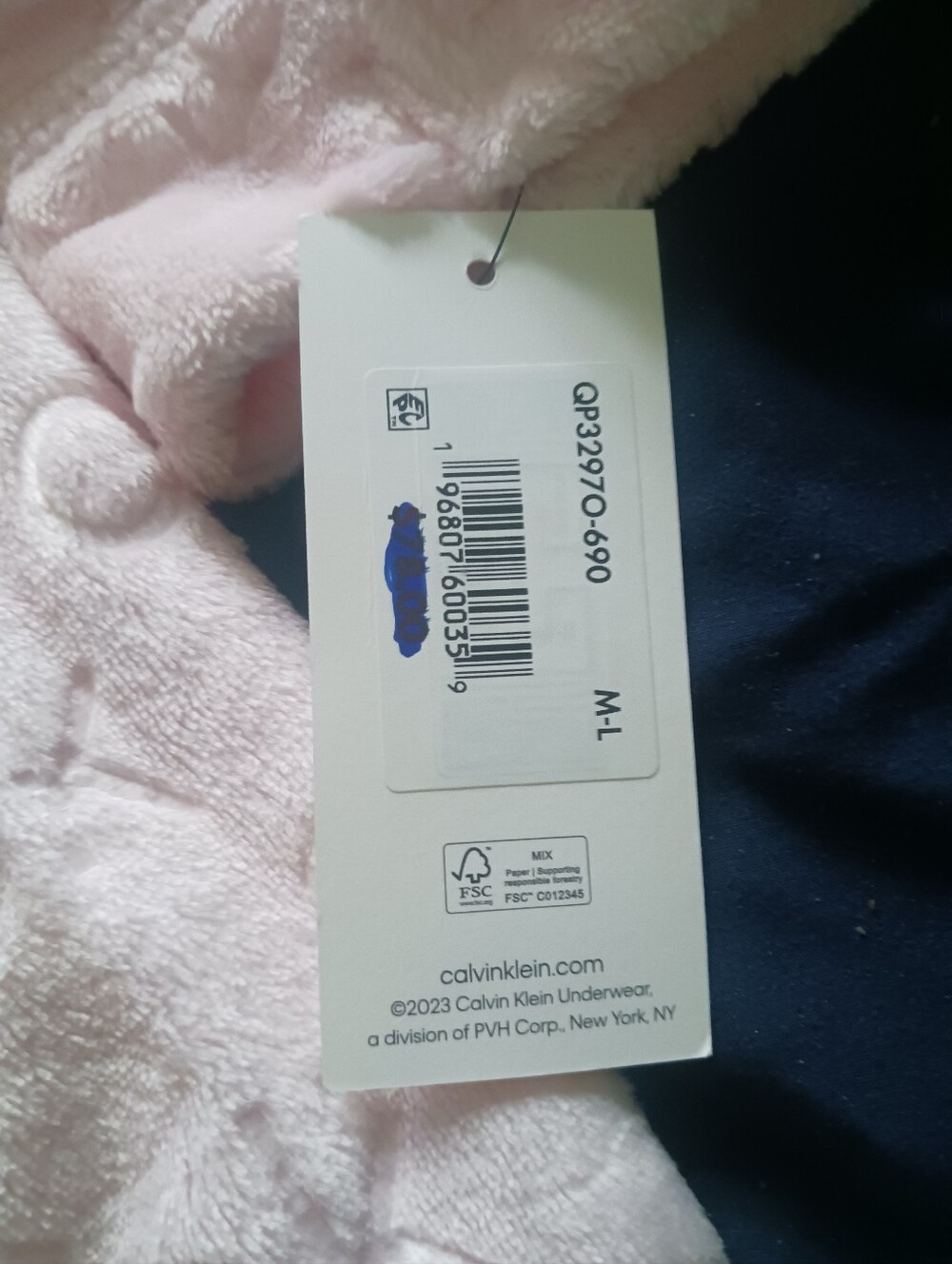 Calvin Klein Woman's Robe - Picture 6 of 6